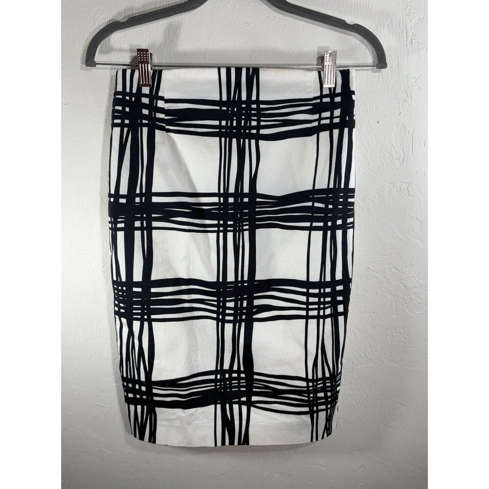 Express Design Studios White Black Plaid Cotton Side Zip Woman’s Pencil Skirt